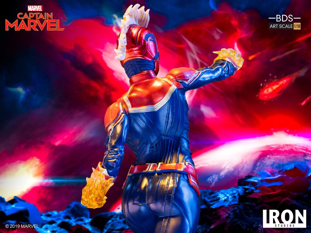 Captain Marvel Battle Diorama Series Captain Marvel 1/10 Art Scale Limited Edition Statue Gallery Image 12