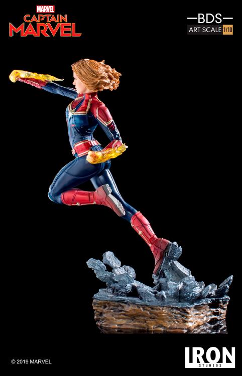 Captain Marvel Battle Diorama Series Captain Marvel 1/10 Art Scale Limited Edition Statue Gallery Image 8