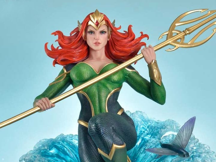 DC Comics Museum Masterline Mera Statue Gallery Image 1
