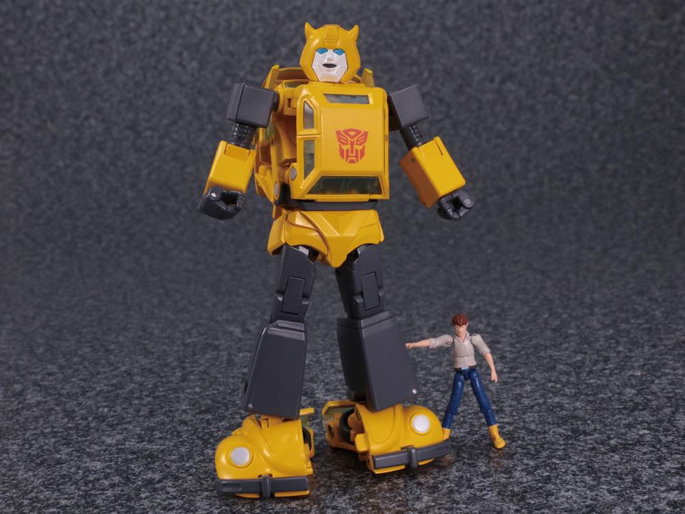 Transformers Masterpiece MP-45 Bumblebee (Ver. 2) With Collectible Pin Gallery Image 5