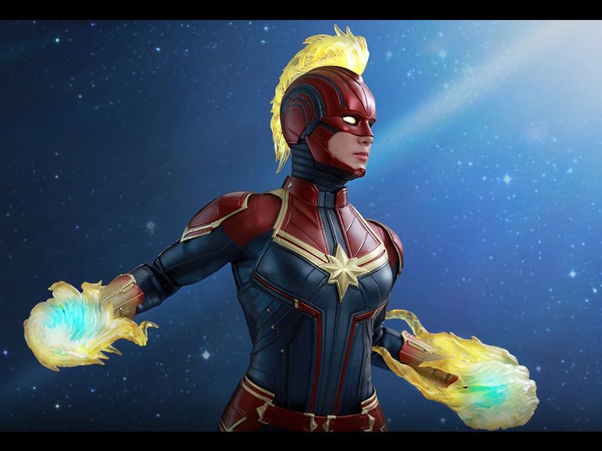 Captain Marvel MMS521 Captain Marvel 1/6th Scale Collectible Figure Gallery Image 13