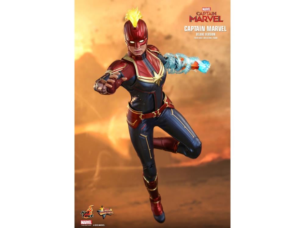 Captain Marvel MMS522 Captain Marvel (Deluxe) 1/6th Scale