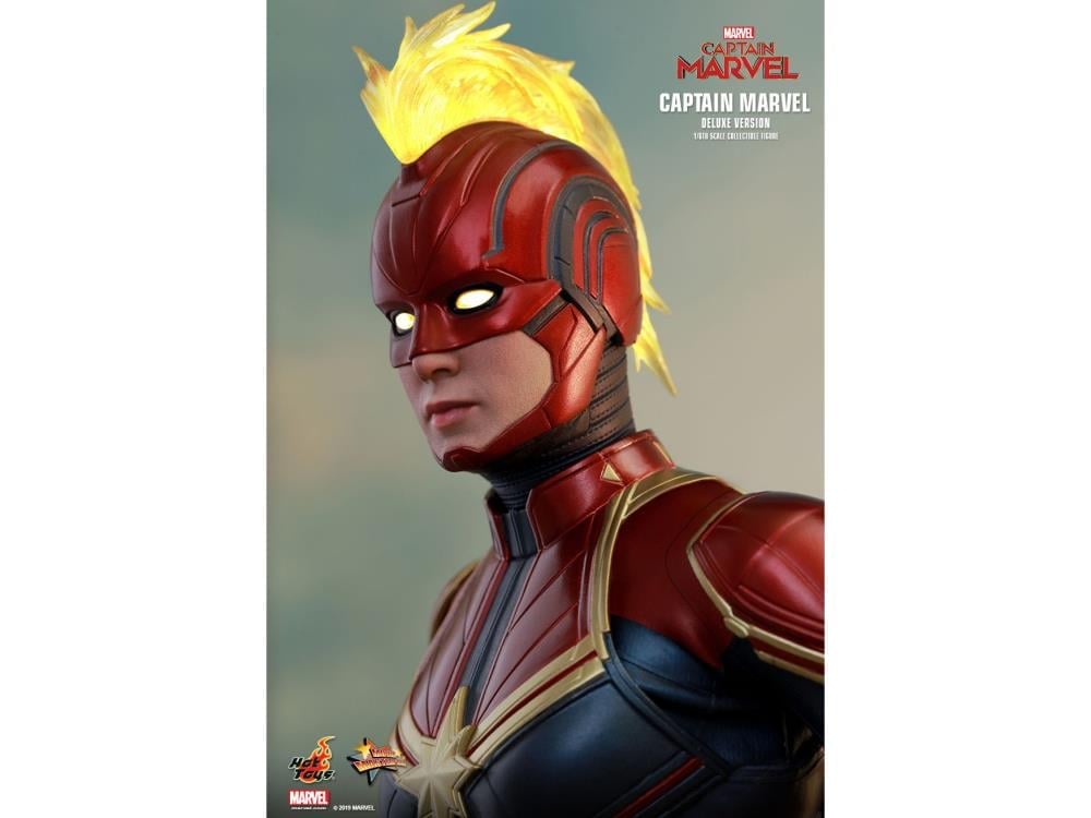 Captain Marvel MMS522 Captain Marvel (Deluxe) 1/6th Scale