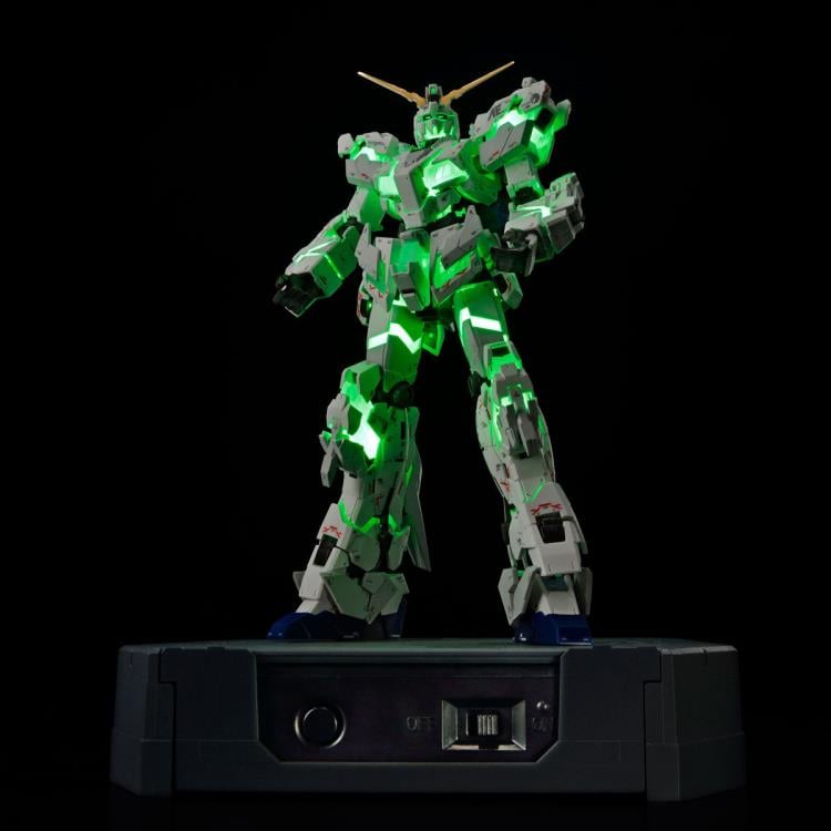 Mobile Suit Gundam Unicorn RG RX-0 Unicorn Gundam (Destroy Mode) Ver.TWC Exclusive Lighting 1/144 Scale Model Kit Gallery Image 6