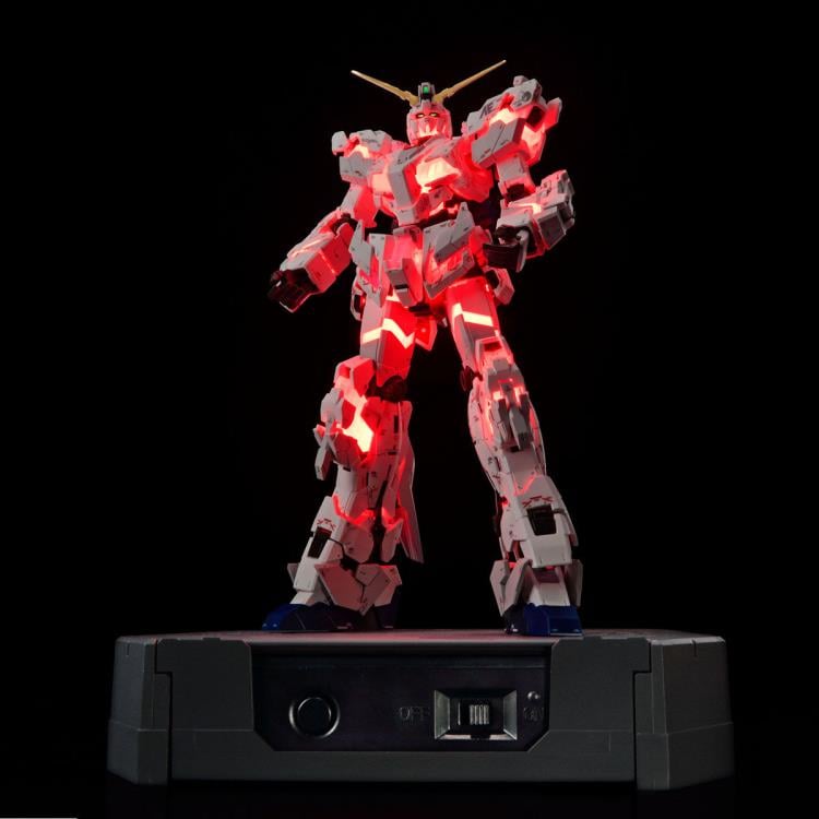 Mobile Suit Gundam Unicorn RG RX-0 Unicorn Gundam (Destroy Mode) Ver.TWC Exclusive Lighting 1/144 Scale Model Kit Gallery Image 5
