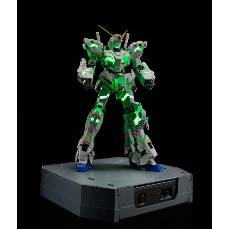 Mobile Suit Gundam Unicorn RG RX-0 Unicorn Gundam (Destroy Mode) Ver.TWC Exclusive Lighting 1/144 Scale Model Kit Gallery Image 9