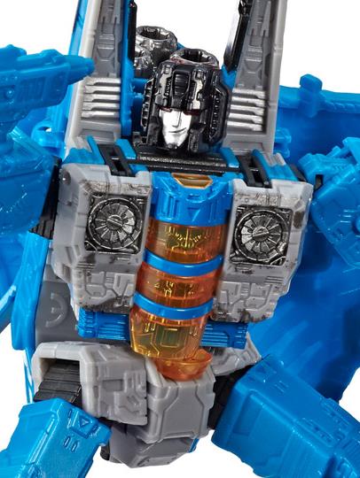 Transformers War for Cybertron: Siege Voyager Thundercracker Gallery Image 2