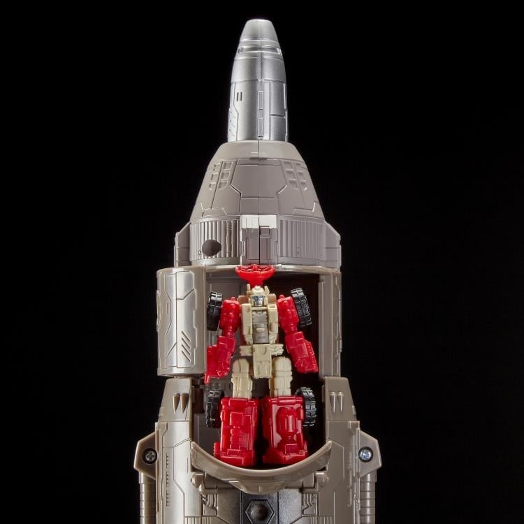 Transformers War for Cybertron: Siege Titan Omega Supreme Gallery Image 10