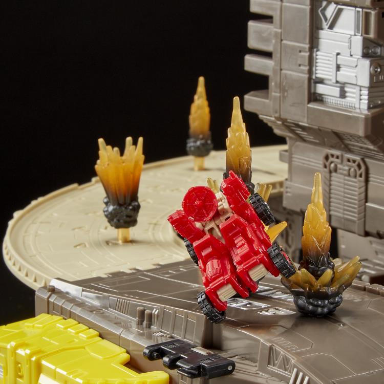 Transformers War for Cybertron: Siege Titan Omega Supreme Gallery Image 11