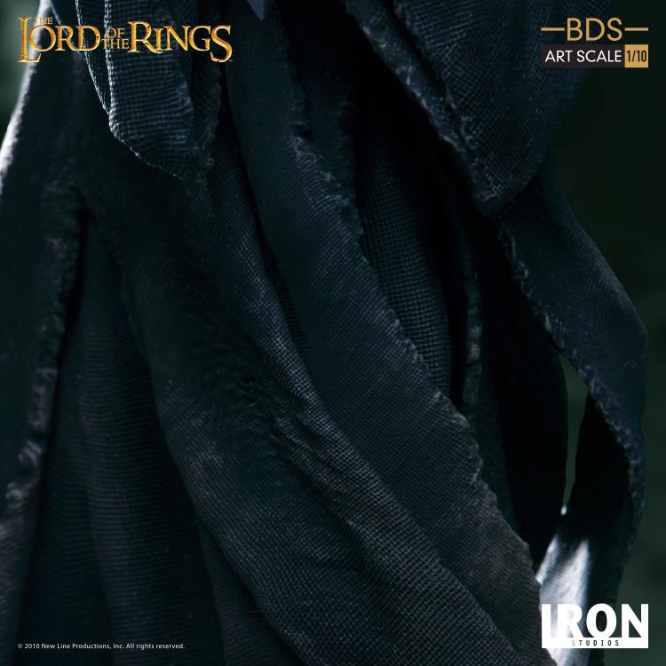 The Lord of the Rings Battle Diorama Series Nazgul 1/10 Art Scale Limited Edition Statue Gallery Image 13
