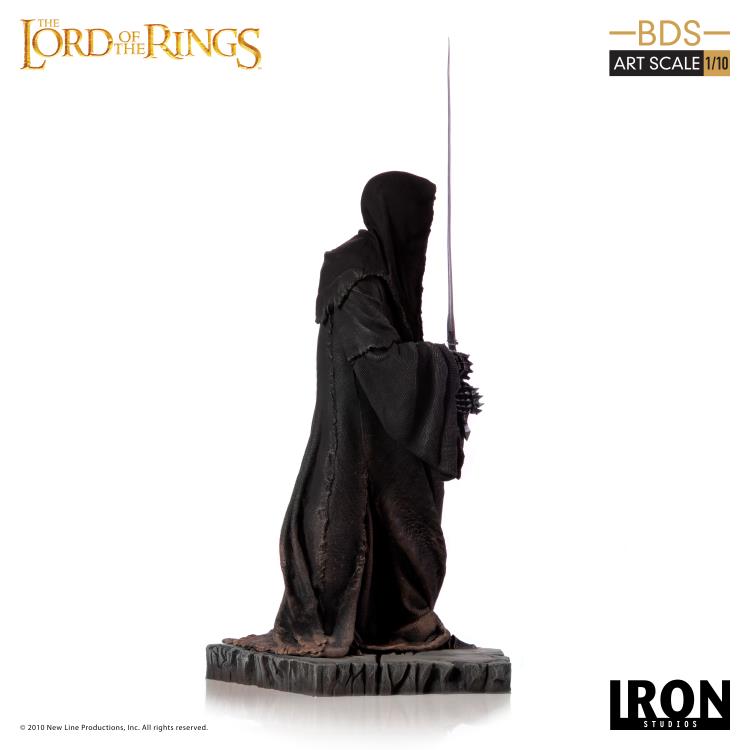 The Lord of the Rings Battle Diorama Series Nazgul 1/10 Art Scale Limited Edition Statue Gallery Image 3