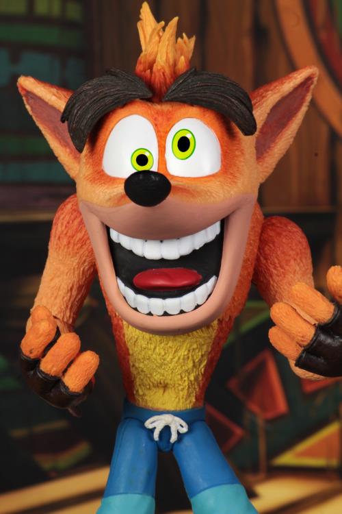 Crash Bandicoot Ultra Deluxe Crash Figure With Aku Aku Mask Gallery Image 9
