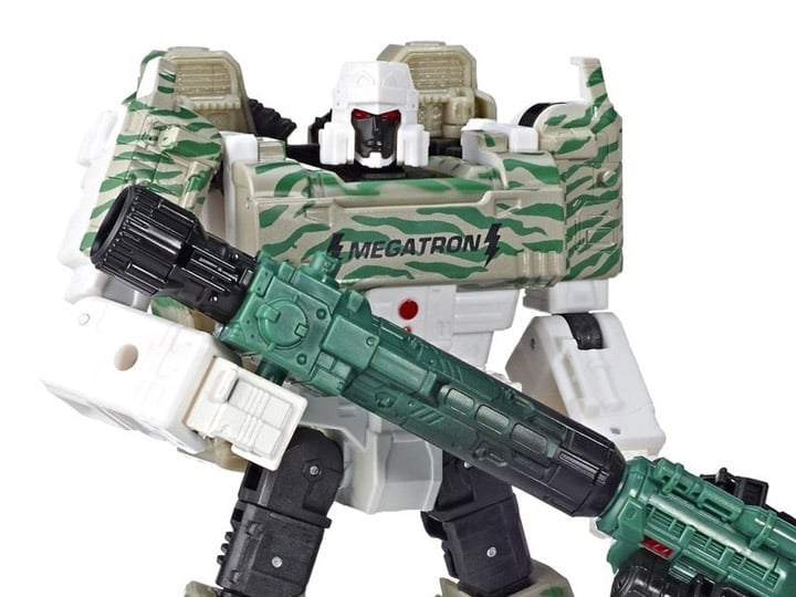 Transformers War for Cybertron: Siege Voyager Combat Megatron Exclusive Gallery Image 1