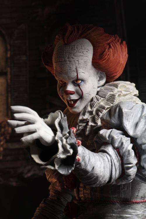 IT (2017) Pennywise 1/4 Scale Figure Gallery Image 10