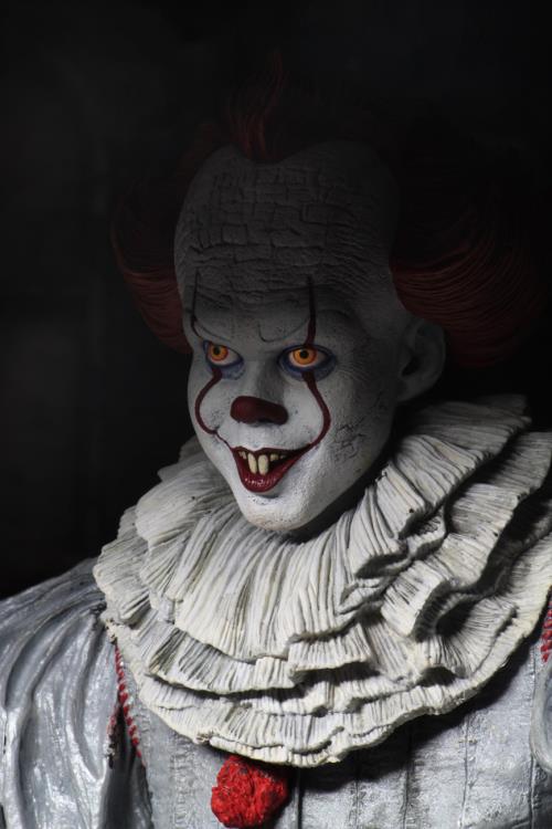 IT (2017) Pennywise 1/4 Scale Figure Gallery Image 13