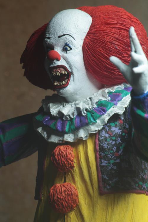 NECA IT 1990 アルティメットアクションフィギュア バージョン2 NECA IT (1990) Ultimate Pennywise Version 2 Figure 2020 Reissue