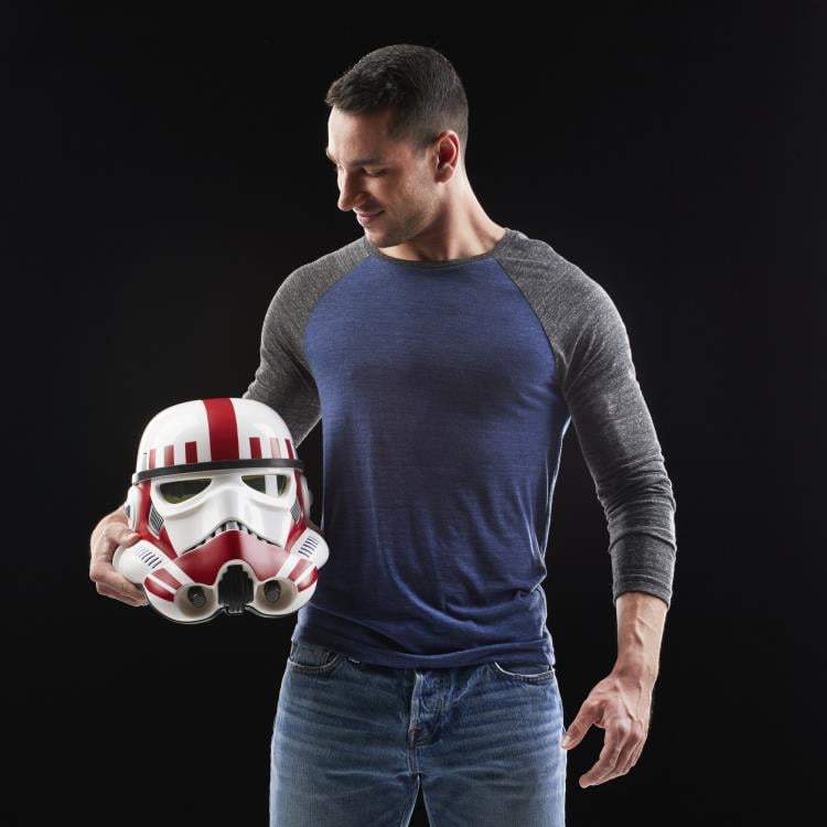 Star Wars: The Black Series Imperial Shock Trooper 1:1 Scale Wearable Helmet (Electronic) Gallery Image 5