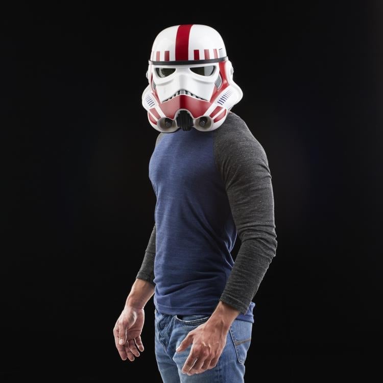 Star Wars: The Black Series Imperial Shock Trooper 1:1 Scale Wearable Helmet (Electronic) Gallery Image 11