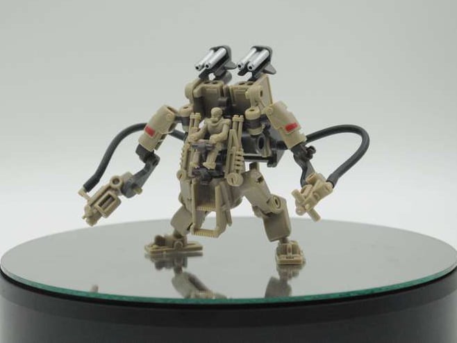 Multiabyss V-Link Mecha Striker + Logistic (Brown) 1/60 Scale Model Kit Gallery Image 6