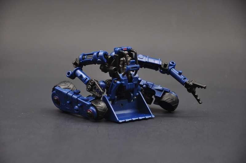 Multiabyss V-Link Mecha Defender + Construction (Blue) 1/60 Scale Model Kit Gallery Image 5