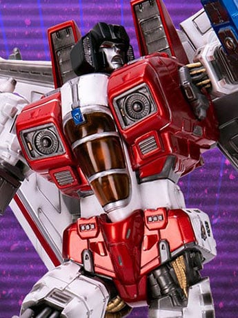 Transformers: Legacy Of Cybertron Starscream Limited Edition Statue Gallery Image 2