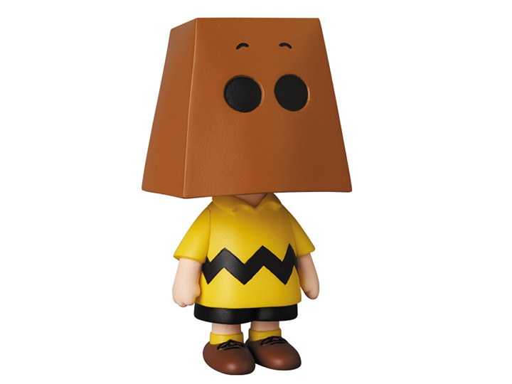 Peanuts Ultra Detail Figure No.490 Charlie Brown (Grocery Bag Ver.) Gallery Image 1
