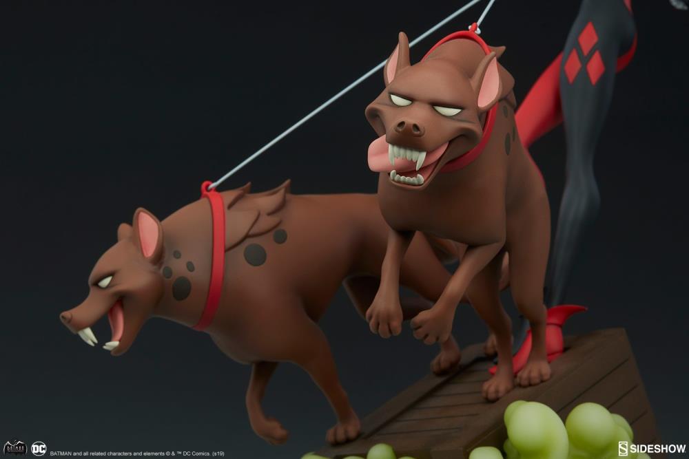 Batman: The Animated Series Harley Quinn with Hyenas Statue Gallery Image 10
