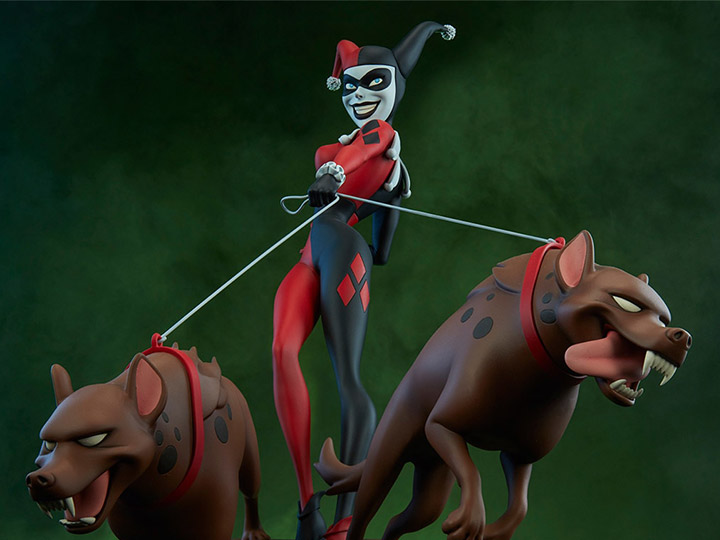 Batman: The Animated Series Harley Quinn with Hyenas Statue Gallery Image 1