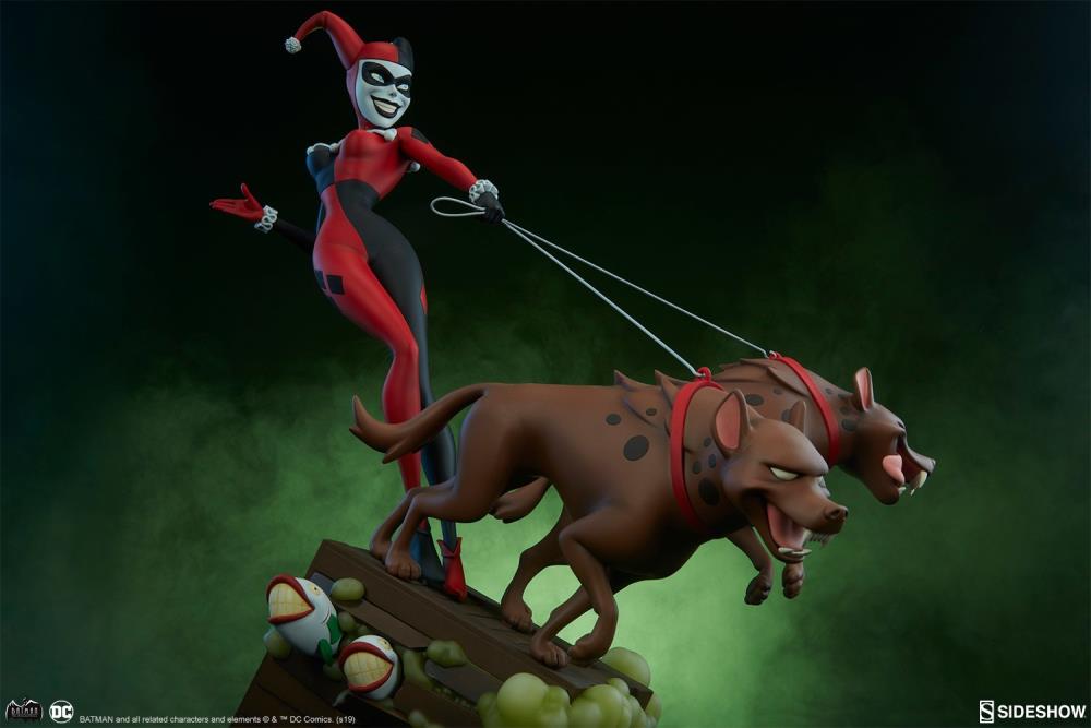 Batman: The Animated Series Harley Quinn with Hyenas Statue Gallery Image 8
