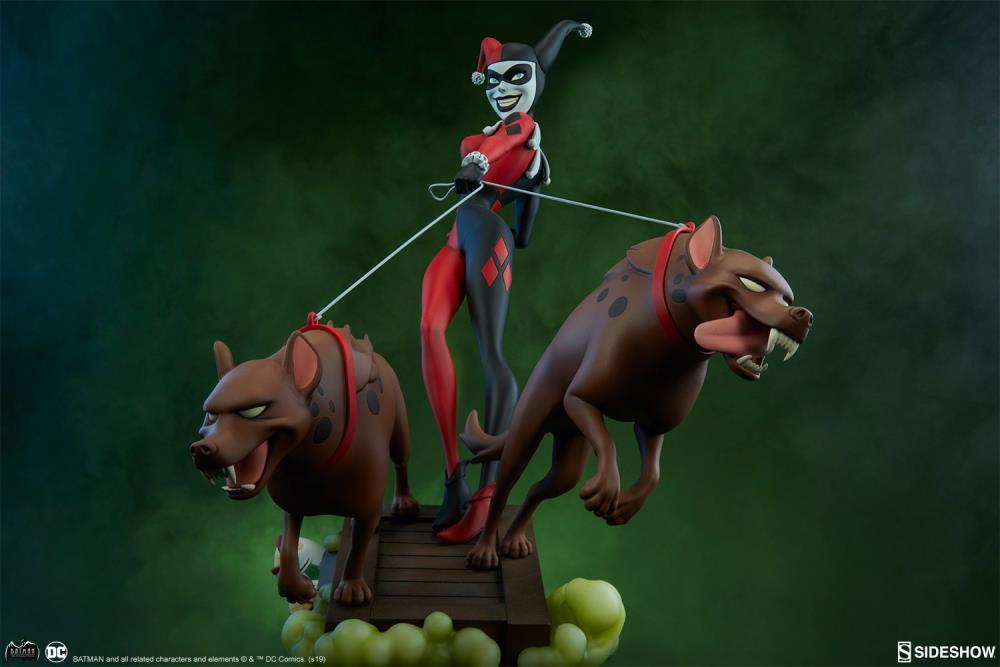 Batman: The Animated Series Harley Quinn with Hyenas Statue Gallery Image 7