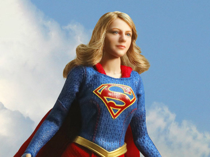 Supergirl (TV Series) Real Master Series Supergirl 1/8 Scale Figure Gallery Image 1