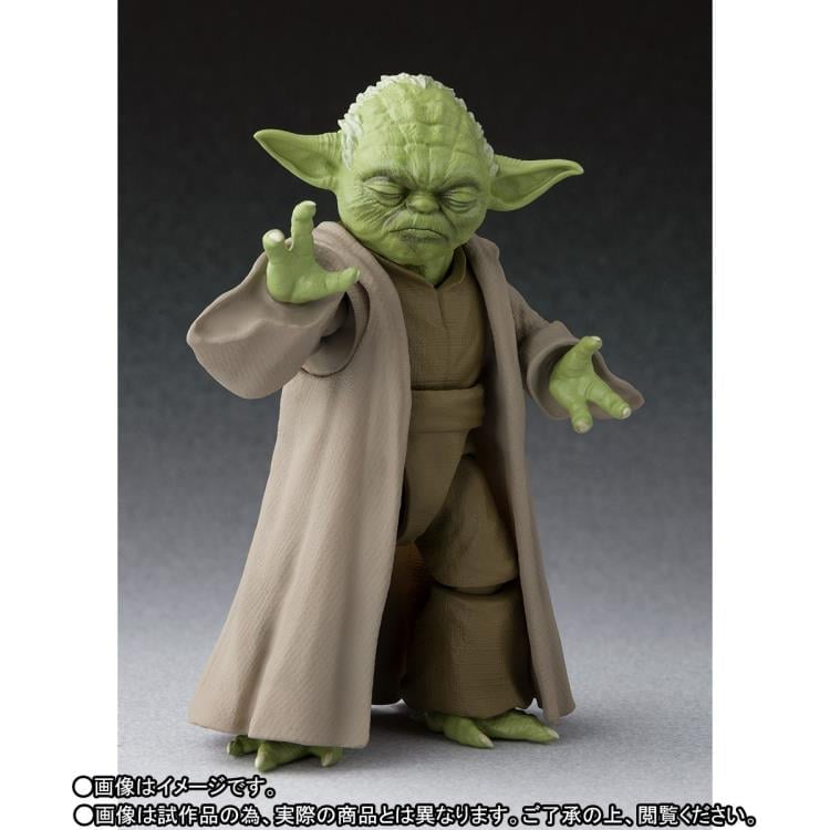 Star Wars S.H.Figuarts Yoda (Revenge of the Sith) Exclusive Action Figure Gallery Image 6