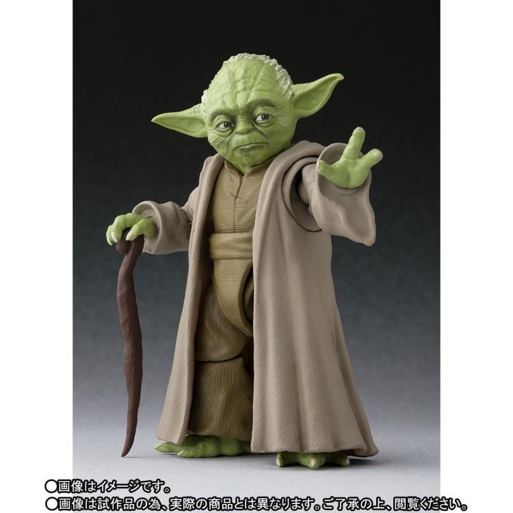 Star Wars S.H.Figuarts Yoda (Revenge of the Sith) Exclusive Action Figure Gallery Image 5
