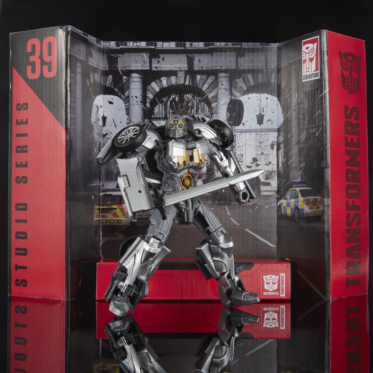 Transformers Studio Series 39 Deluxe Cogman Gallery Image 10