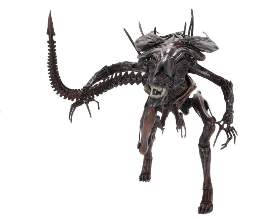 Alien: Resurrection Ultra Deluxe Alien Queen Figure Gallery Image 12