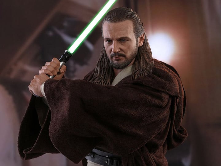 Star Wars: The Phantom Menace MMS525 Qui-Gon Jinn 1/6th Scale Collectible Figure Gallery Image 1