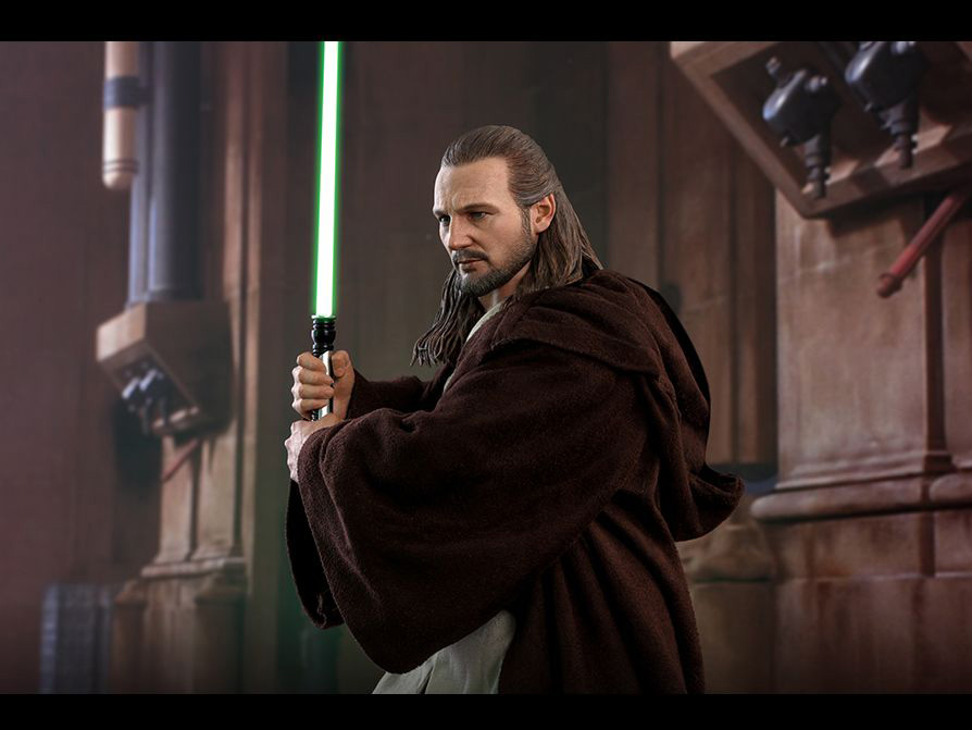 Star Wars: The Phantom Menace MMS525 Qui-Gon Jinn 1/6th Scale Collectible Figure Gallery Image 12