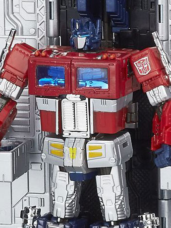 Transformers Platinum Series Year of the Rooster Optimus Prime Exclusive Gallery Image 2