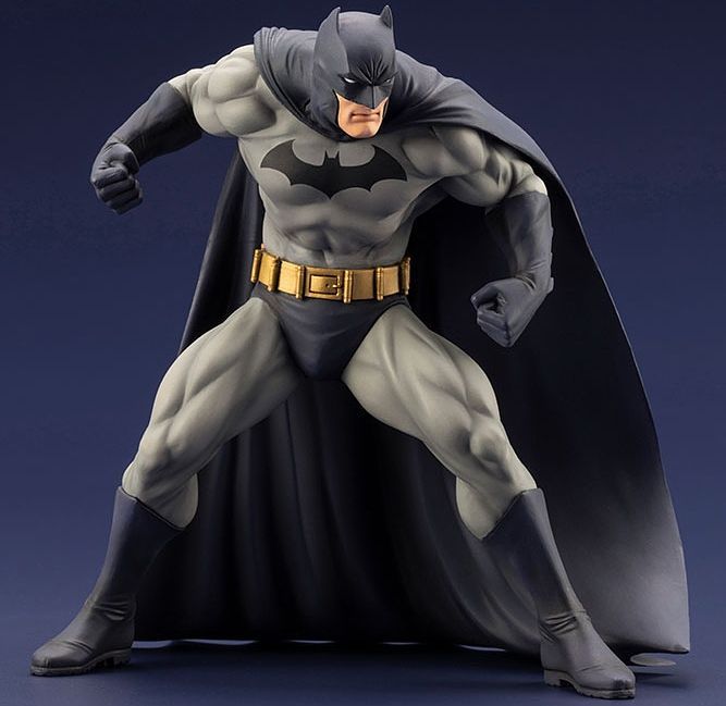 Batman: Hush ArtFX+ Batman Statue Gallery Image 5