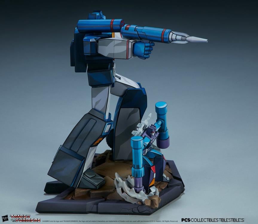 Transformers Classic Scale Soundwave Limited Edition Statue Gallery Image 5