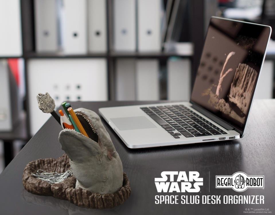 Star Wars: The Empire Strikes Back Space Slug Desk Organizer Gallery Image 12
