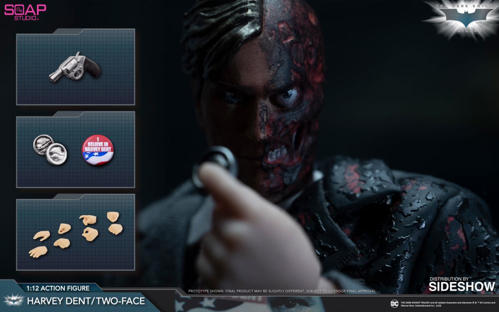 The Dark Knight Two-Face (Harvey Dent) 1/12 Scale Figure Gallery Image 10