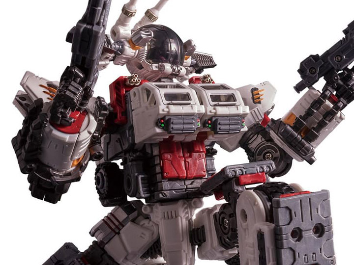 Diaclone Reboot DA-37 Strike Buffalo Moon Exclusive Gallery Image 1