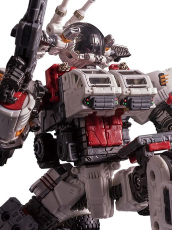 Diaclone Reboot DA-37 Strike Buffalo Moon Exclusive Gallery Image 2