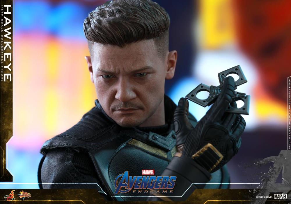 Avengers: Endgame MMS531 Hawkeye 1/6th Scale Collectible Figure Gallery Image 13