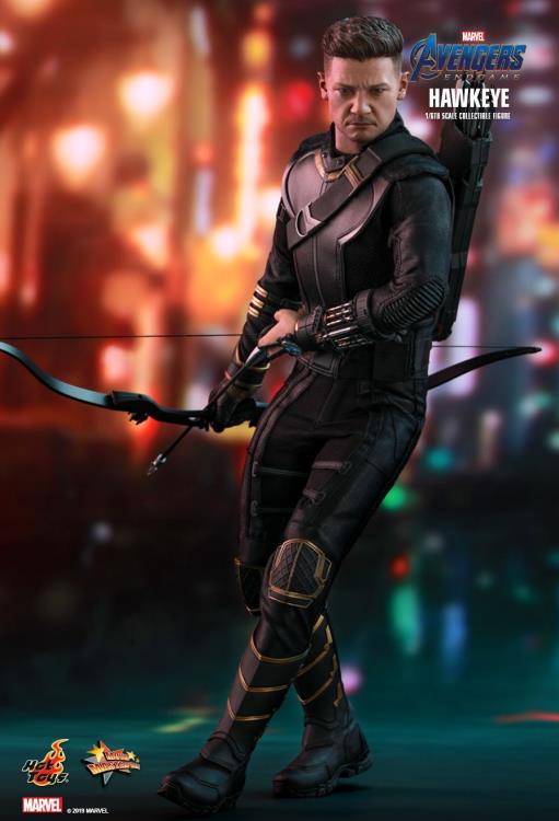 Avengers: Endgame MMS531 Hawkeye 1/6th Scale Collectible Figure Gallery Image 5