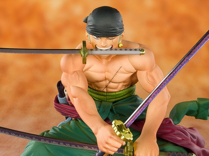 One Piece FiguartsZERO Pirate Hunter Zoro Gallery Image 1