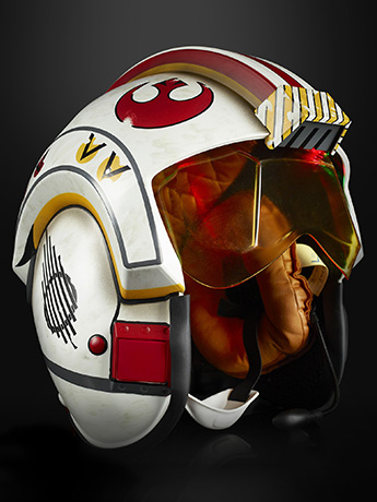 Star Wars: The Black Series Luke Skywalker 1:1 Scale Wearable Helmet (Electronic) Gallery Image 2