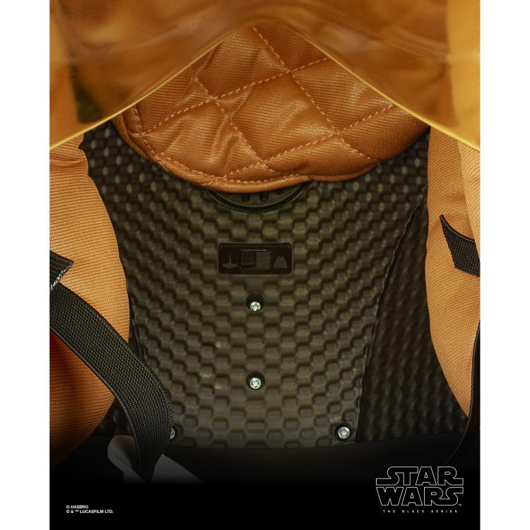 Star Wars: The Black Series Luke Skywalker 1:1 Scale Wearable Helmet (Electronic) Gallery Image 9