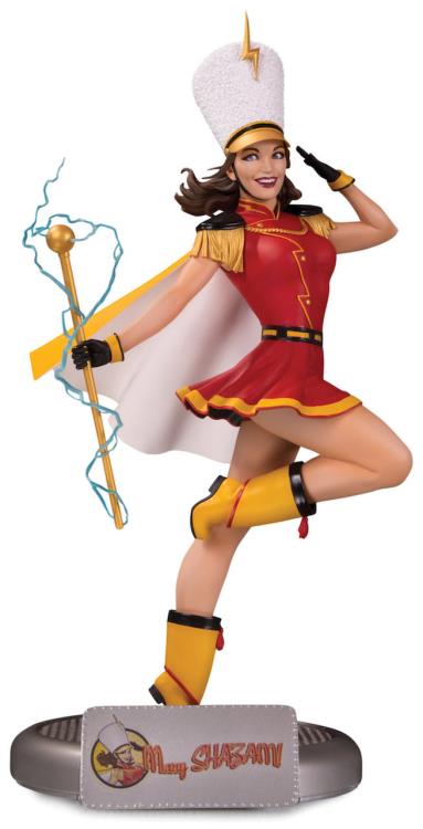DC Bombshells Mary Shazam Limited Edition Statue Gallery Image 3